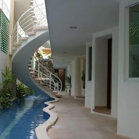 Suites Moon River Cancun Exterior photo